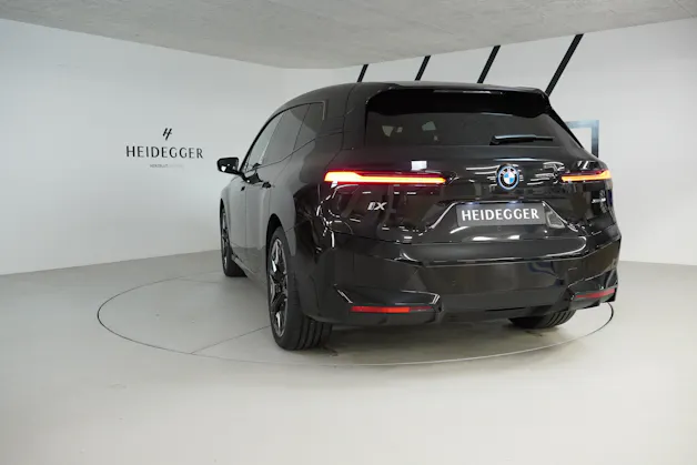 BMW iX xDrive50