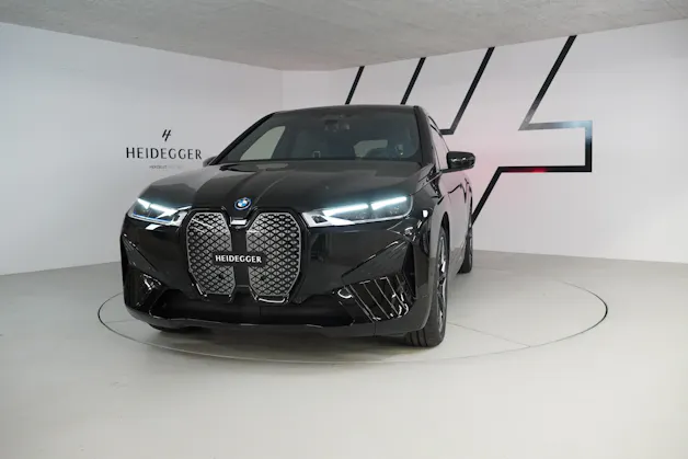BMW iX xDrive50