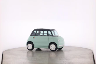 https://vehicle.imgix.net/4339532/afac4818-9f8d-4052-aa3c-4e72d70780e7.jpg