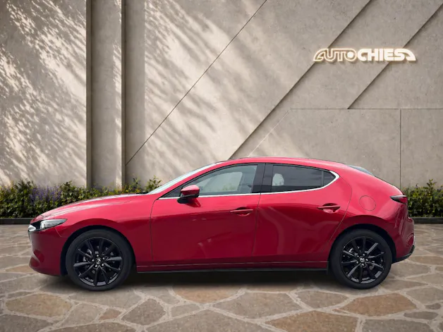 MAZDA 3 Hatchback 2.0 186 Revolution