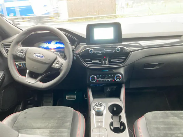 Ford Kuga 2.5 Hybrid ST-Line X 4x4