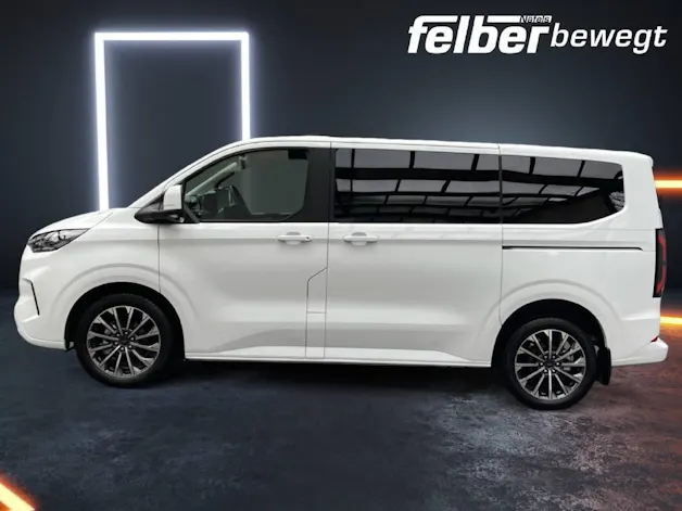 Ford Tourneo C Bus 320 L1 2.0 EcoBlue 170 Titanium X  4x4