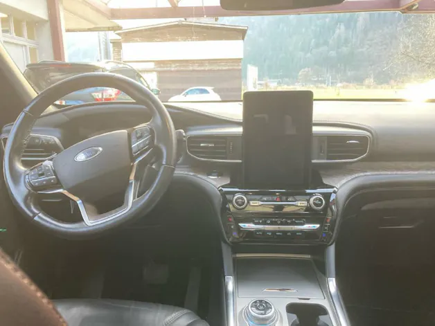 Ford Explorer 3.0 V6 Plug-in Hybrid Platinum