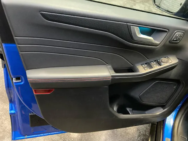 Ford Kuga 2.5 Hybrid ST-Line X 4x4