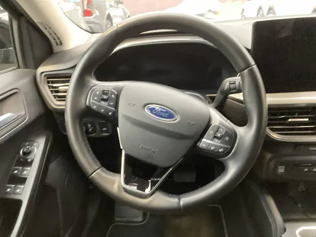 Ford Focus Station Wagon 1.0i EcoB Hybrid 155 ST-Line X