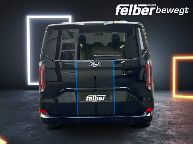 Ford Tourneo C Bus 320 L1 2.0 EcoBlue 170 Sport