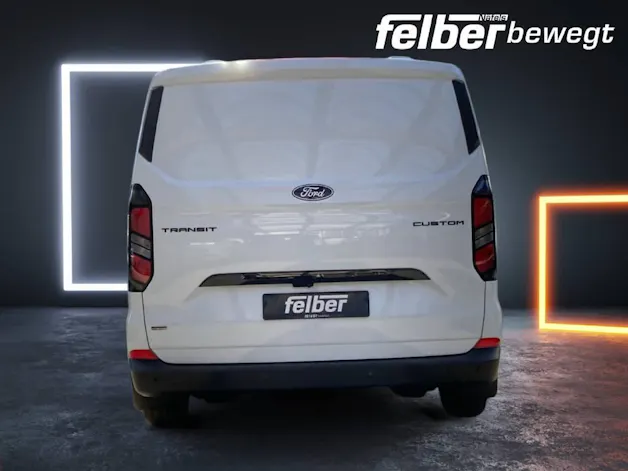 Ford Transit C Van 320 L1 2.5 Duratec 233 Trend PHEV