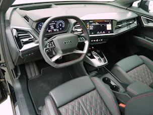 Audi Q4 e-tron Sportback 55 S line quattro