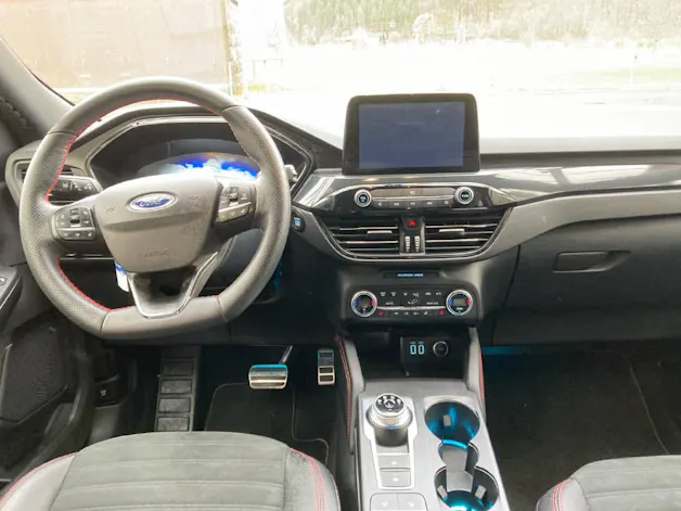 Ford Kuga 2.5 Hybrid ST-Line X 4x4