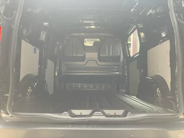 Ford Transit C Van 320 L1 2.5 Duratec 233 Trend PHEV