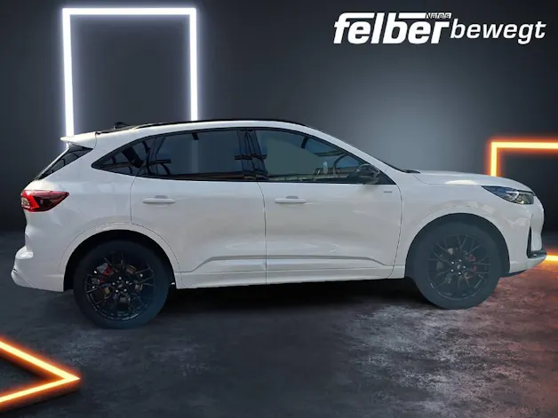FORD Kuga 2.5 Plug-in Hybrid ST-Line X - White Edition