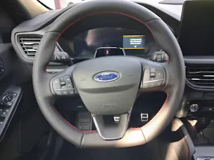 FORD Kuga 2.5 Plug-in Hybrid ST-Line X - White Edition