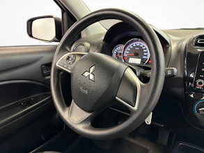 https://vehicle.imgix.net/4339659/5fe98358-ad8d-4dde-b504-78663aaa730f.jpg