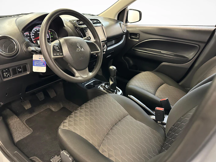 image du véhicule MITSUBISHI SPACE STAR