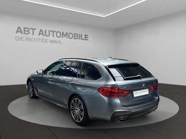 BMW 530i xDrive SAG Touring