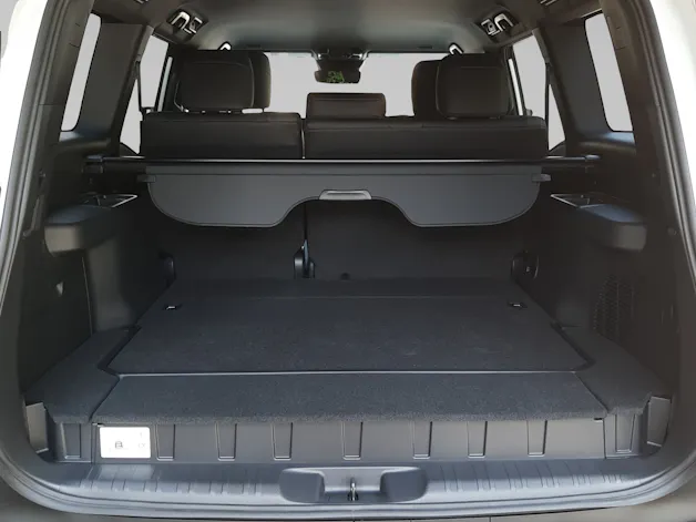Toyota Land Cruiser 2.8 D 48V Style