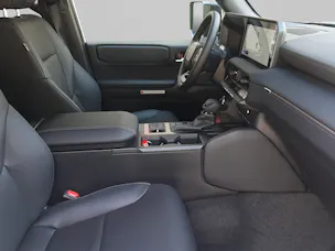 Toyota Land Cruiser 2.8 D 48V Style
