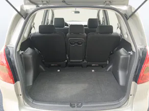 Toyota Corolla Verso 1.6 VVT-i Linea Terra Family