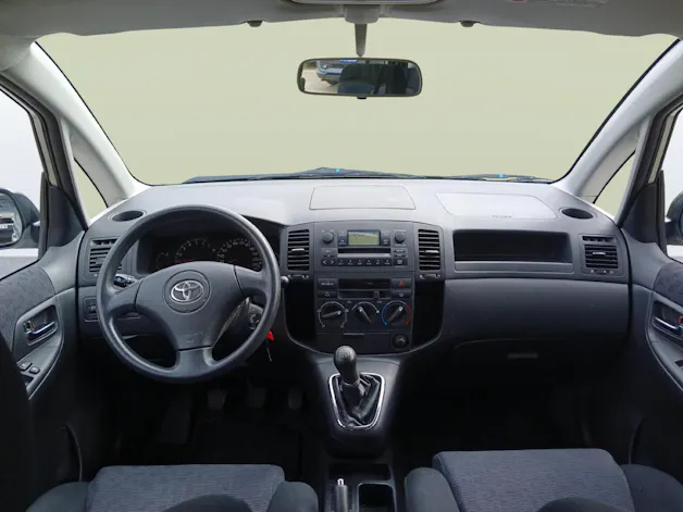 Toyota Corolla Verso 1.6 VVT-i Linea Terra Family