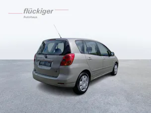 Toyota Corolla Verso 1.6 VVT-i Linea Terra Family