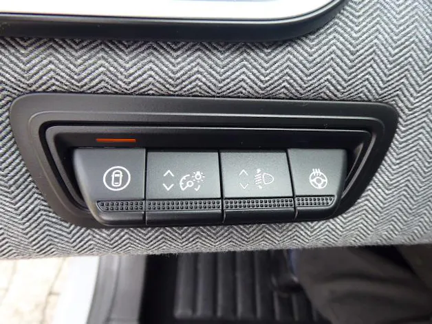 Renault Clio 1.0 TCe techno CVT