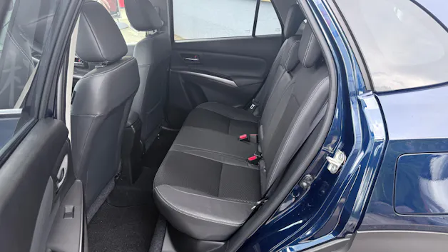 Suzuki S-Cross 1.4 T Sakura Top Hybrid 4x4