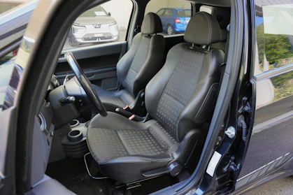MITSUBISHI COLT 8