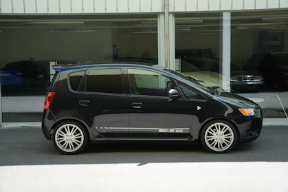 MITSUBISHI COLT 3