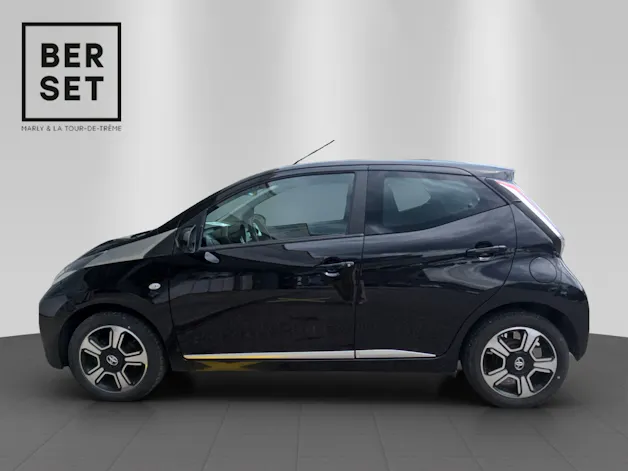 Toyota Aygo 1.2 VVT-i x-clusiv