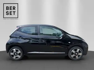 Toyota Aygo 1.2 VVT-i x-clusiv