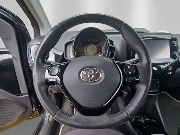 Toyota Aygo 1.2 VVT-i x-clusiv