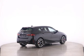 https://vehicle.imgix.net/4339860/0084b195-11e5-44a4-920c-7f9f279402dd.jpg