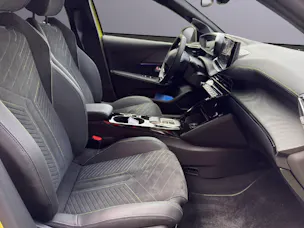 Peugeot 208 1.2 Hybrid 145 GT