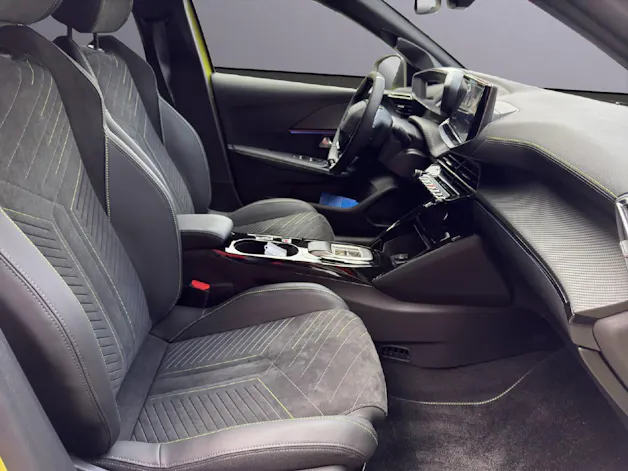 Peugeot 208 1.2 Hybrid 145 GT