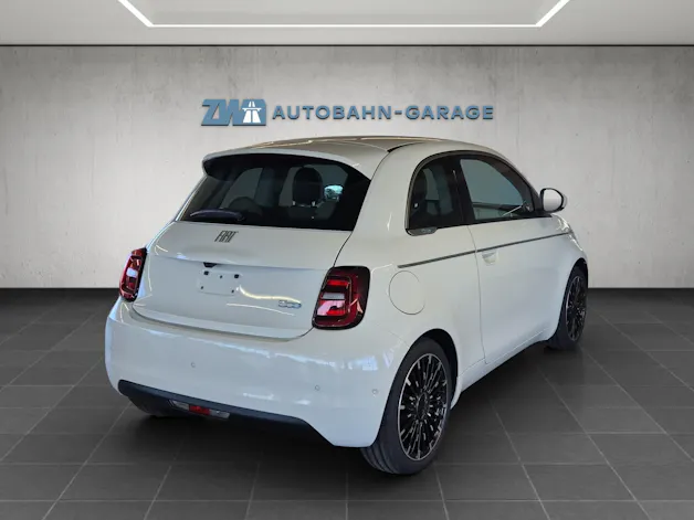 Fiat 500 La Prima