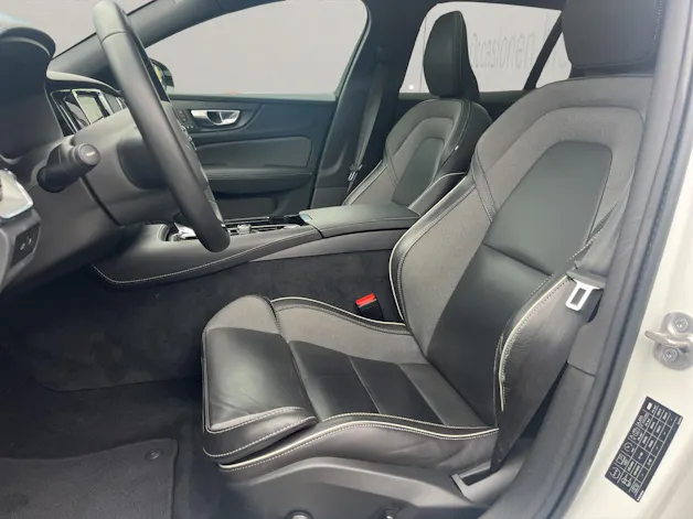 Volvo V60 2.0 T6 TE Ultimate Dark eAWD