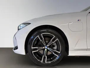 BMW 330e xDrive M-SportPaket