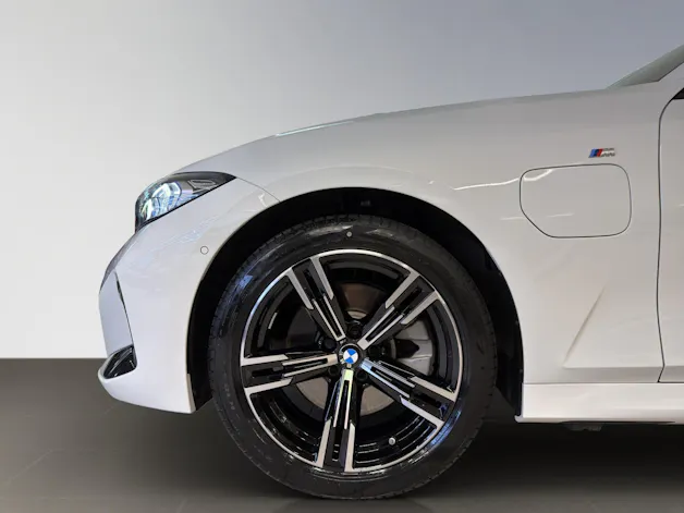BMW 330e xDrive M-SportPaket