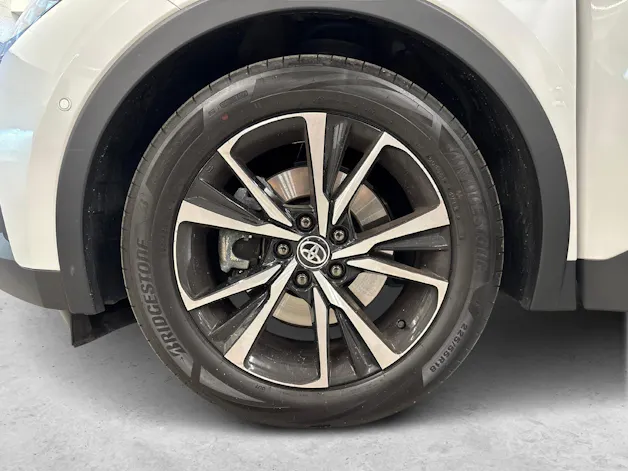 Toyota C-HR 2.0 HEV Trend 4x4