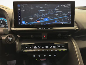 https://vehicle.imgix.net/4339946/bfabb218-d589-48bc-805c-78e42ddbec86.jpg