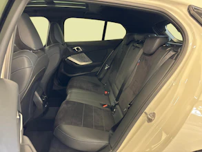 https://vehicle.imgix.net/4339948/06b8d78f-ac40-4087-b674-ab7cb3f13173.jpg