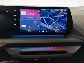 https://vehicle.imgix.net/4339948/167fb6b7-9ca7-470e-893f-15ba3e6c2025.jpg