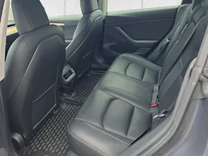 Tesla Model 3 Long Range D