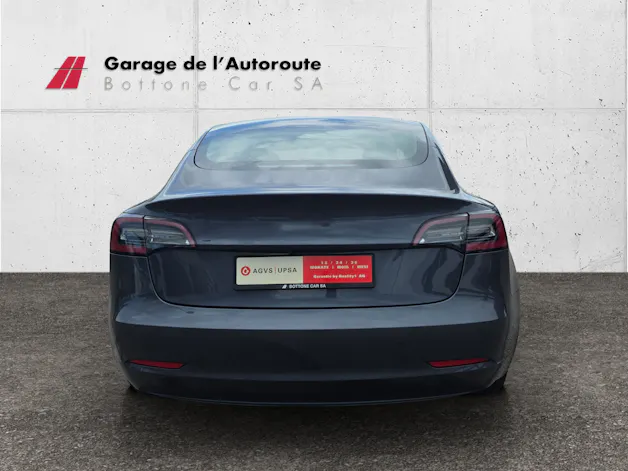 Tesla Model 3 Long Range D