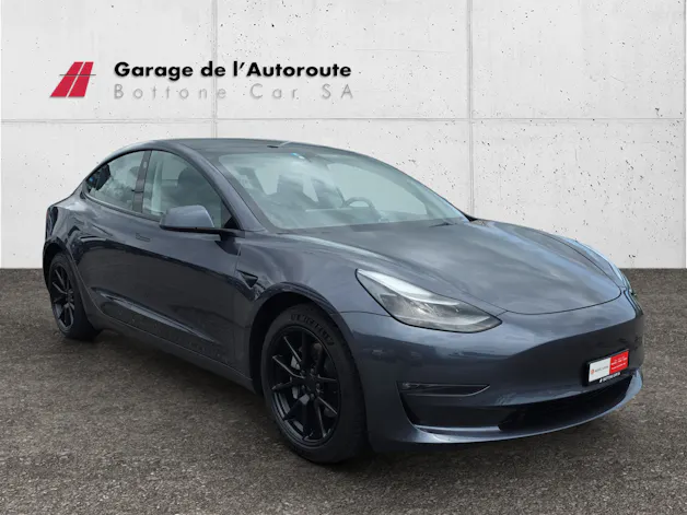 Tesla Model 3 Long Range D