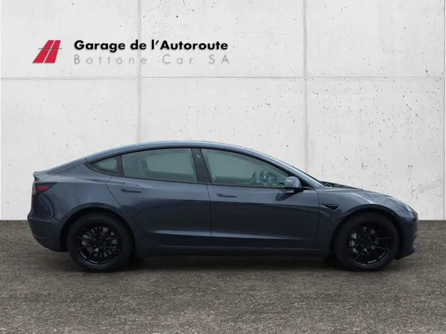 Tesla Model 3 Long Range D