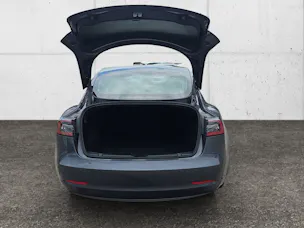 Tesla Model 3 Long Range D