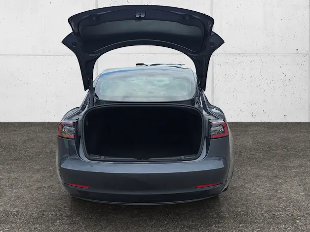 Tesla Model 3 Long Range D