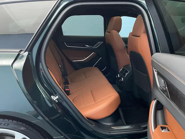 Jaguar XF Sportbrake 2.0 I4 300 Sport AWD