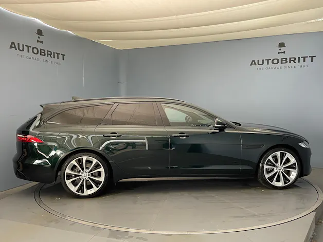 Jaguar XF Sportbrake 2.0 I4 300 Sport AWD